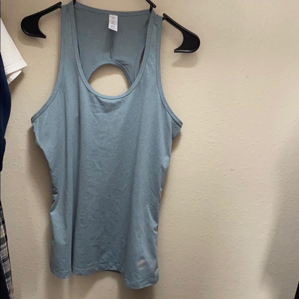 Active top